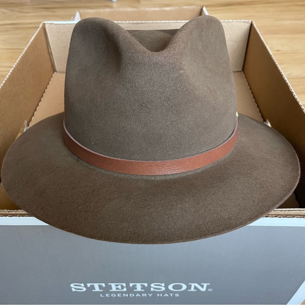 Stetson Hat Size 7 and 5/8 (61)